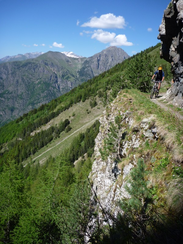 Descente des tunnels : expo le bouzin