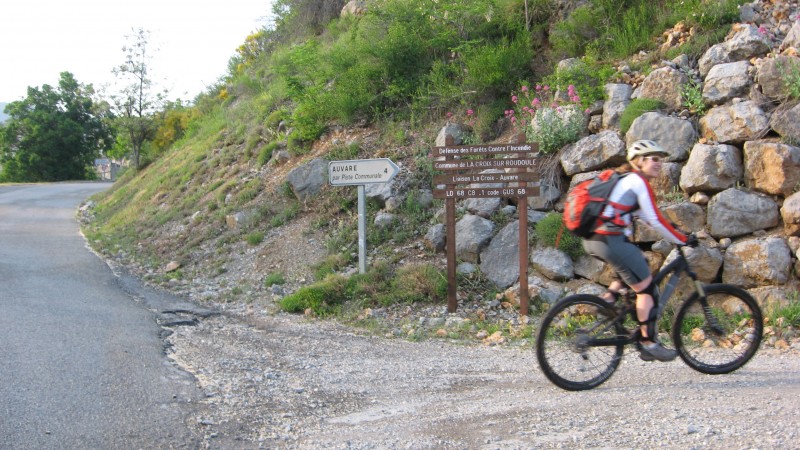 EntreVaux > Puget Rostand : Dure remontée à Auvare...