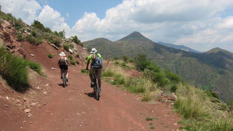 #5 EntreVaux > Puget Rostand : Entrée dans les terres rouges ! EntreVaux > Puget Rostand : Entrée dans les terres rouges !