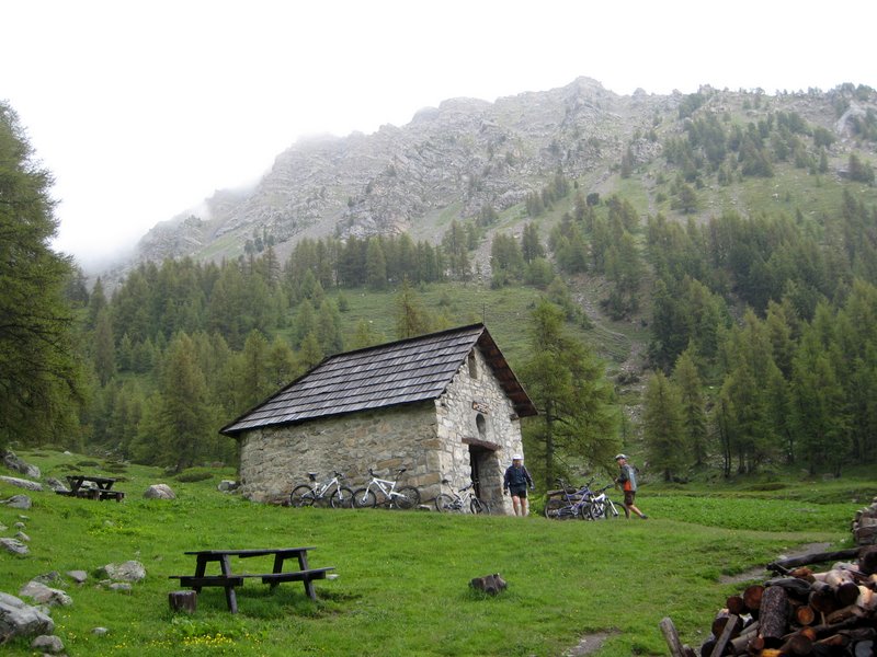 J2: La chapelle... : ...pour prier le soleil