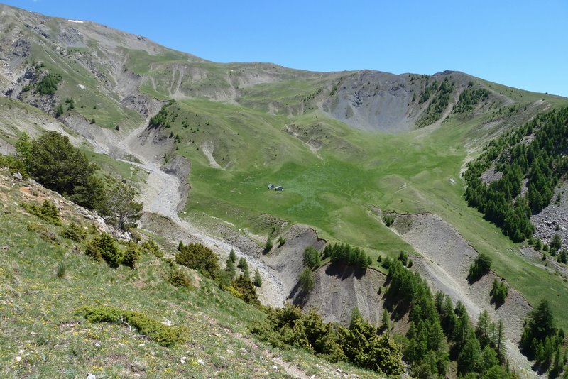 J3: Pré du Sause : qu'il va falloir remonter au dessus de la cabane après le passage le plus expo