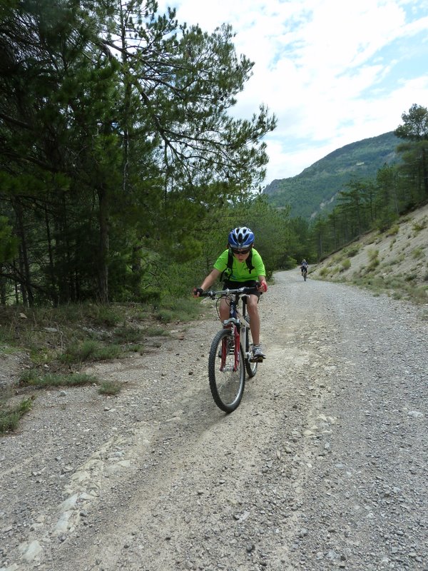 Col de Malpertuis : Montée roulante en bas