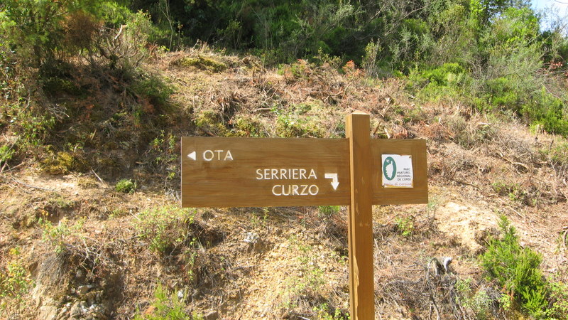 #3 Porto en boucle : descente ou portage possible, mais on continue sur la piste Porto en boucle : descente ou portage possible, mais on continue sur la piste