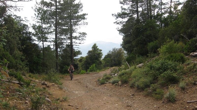 #8 Porto en boucle : Gwenn en termine avec la montée sur piste, alors qu Porto en boucle : Gwenn en termine avec la montée sur piste, alors qu'on s'est déjà pris de la flotte sur le dos...