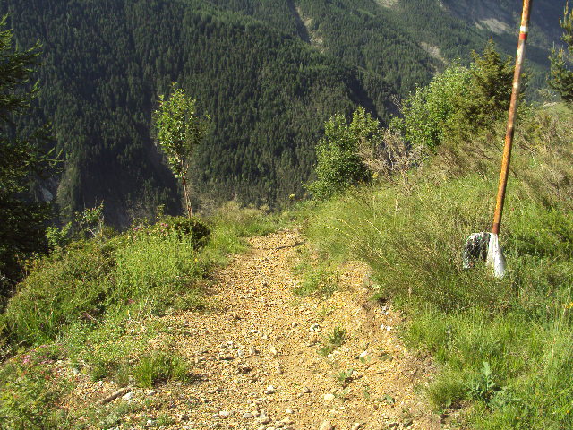 #4 ça descend sec,et ça débouche sur une épingle... ça descend sec,et ça débouche sur une épingle...