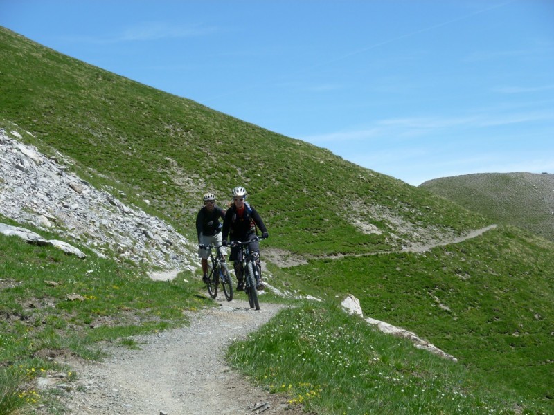 #2 Après le Col : descente sur les chalets de Furfande Après le Col : descente sur les chalets de Furfande