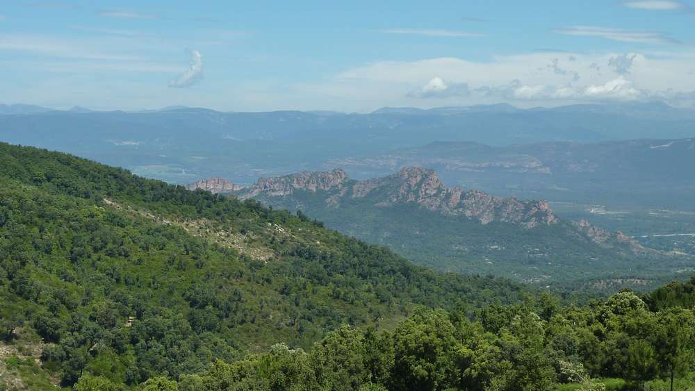 Rocher de Roquebrune : pour les amateurs d'escalade
