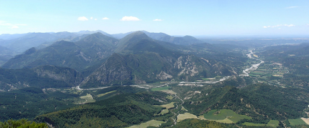 Vers le sud : Vallée de l'Asse: Chiran, Montdenier, Mourre de Charnier