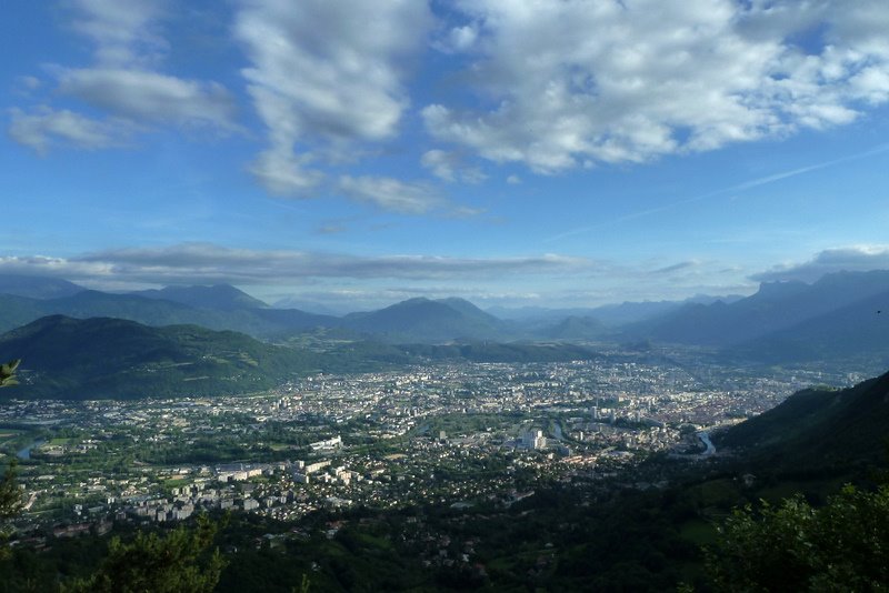 #3 Grenoble : Grenoble from Bois du Mollard sidewalk Grenoble : Grenoble from Bois du Mollard sidewalk
