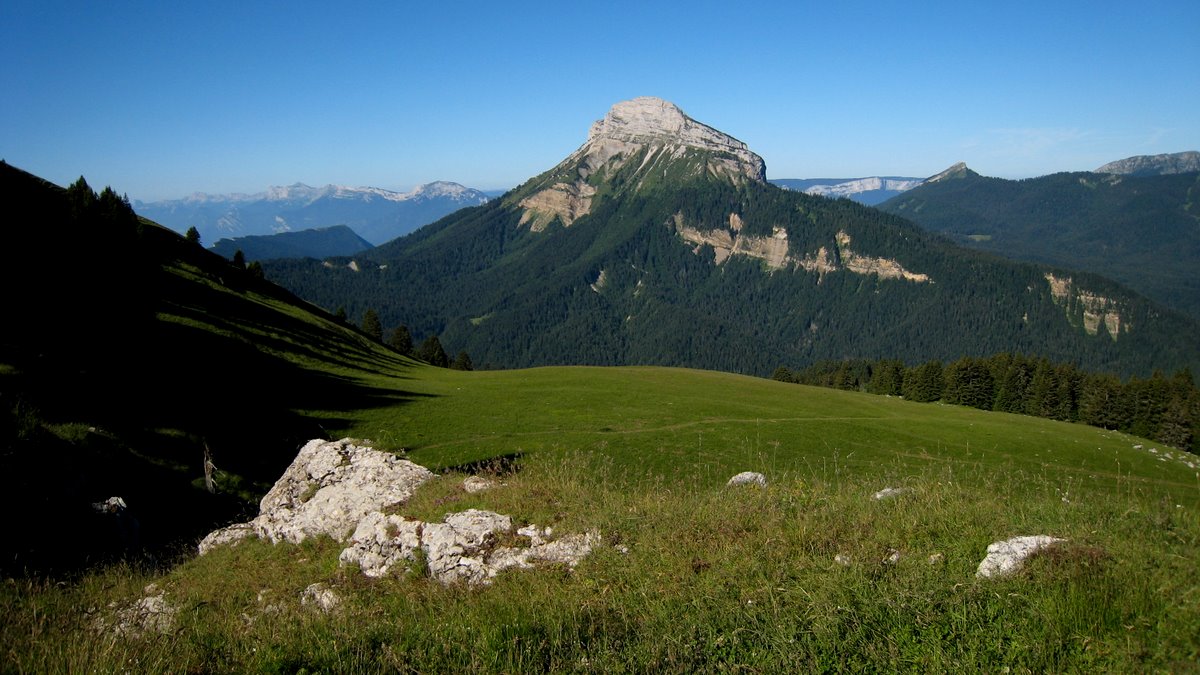 #1 Chamechaude : Le vert de Chartreuse Chamechaude : Le vert de Chartreuse