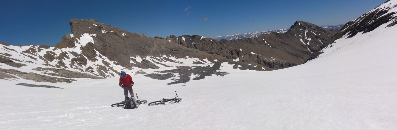 Glacier Lombard : Pause pour vérifier l'état de la POV HD.
