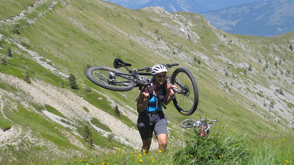 #4 2ème portage : pour monter au col de l 2ème portage : pour monter au col de l'Aiguille