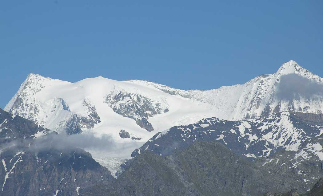 Panorama depuis le Six Blanc : Mt Blanc de Cheilon, La Ruinette.