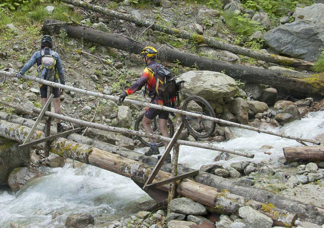 Durnand de la Jure : Pont sur le Durnand de la Jure