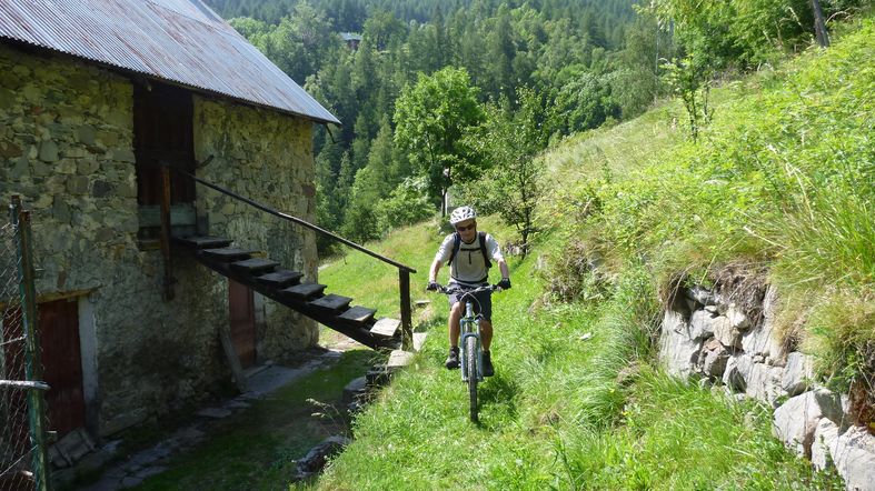 #3 Balise 17A bis : Laurent au même endroit Balise 17A bis : Laurent au même endroit