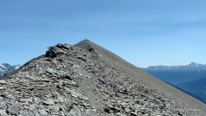 Punta Nera (sommet S) : Perso, je préfère le contournement par le collu puis les crêtes roulantes