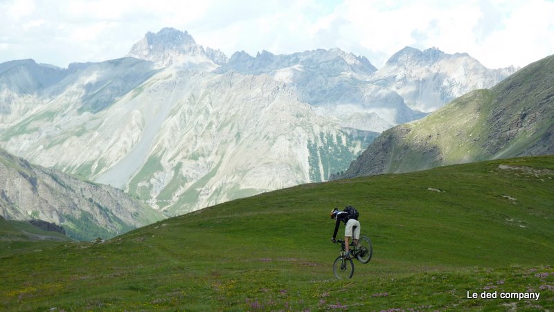 #22 Bobo : Un infime talent de ce surprenant personnage né sur un vélo (en tous cas qui n Bobo : Un infime talent de ce surprenant personnage né sur un vélo (en tous cas qui n'en descend pas souvent). Bravo pour ce courage, Bobo!