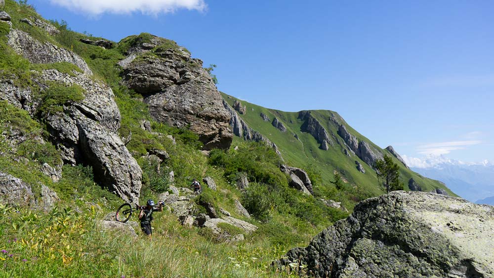 Portage dans le Vallon : du Nant Brun. Un peu longuet !