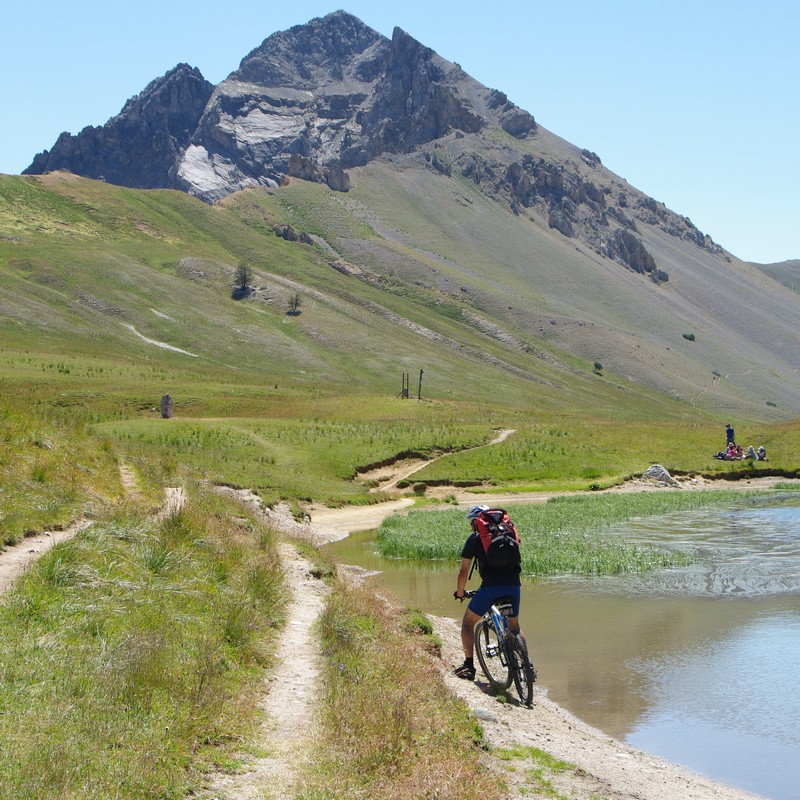 #3 vue sur l vue sur l'Aiguille Rouge : lac Chavillon
