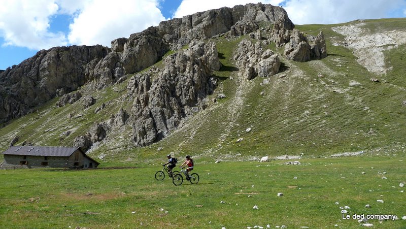 Plaine glaciaire de Valfredda : Décors environnants plantés sur une pelouse 5*.
Un des grands moments visuels de cette sortie.