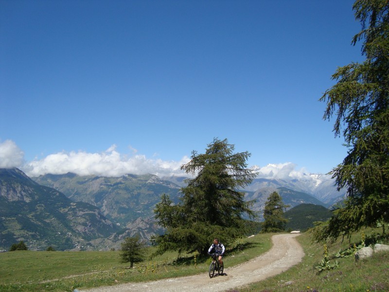 #2 Moussière : le massif des Ecrins un peu platré. Moussière : le massif des Ecrins un peu platré.