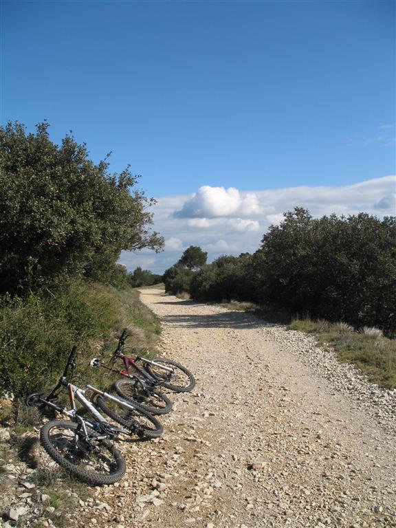 #4 Saint Rémy de provence : Le GR6 ! Saint Rémy de provence : Le GR6 !