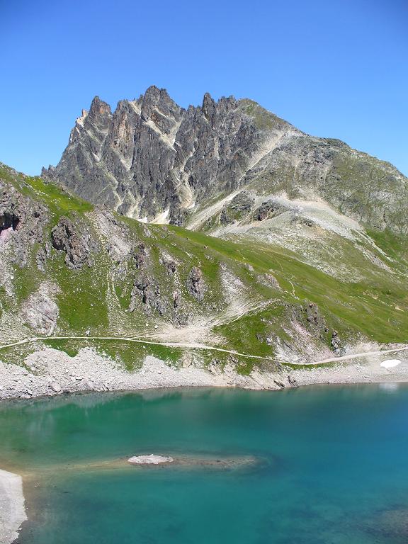 Lac du Grand Ban : L'Aiguille Noire