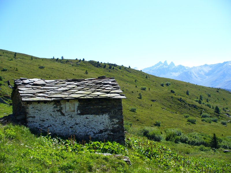 Sentier Montée : ... où m'attendent ...