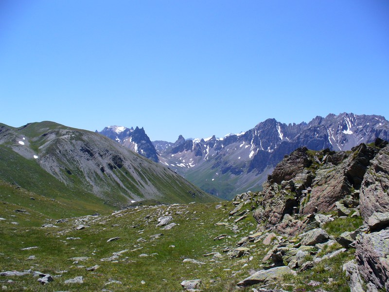 Les Crêtes : Après les pylônes, la nature ...