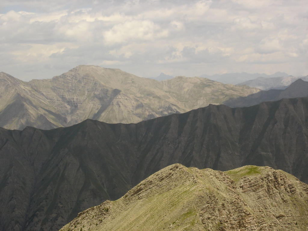 #7 Contraste : arête de la Ratelle, pic de Chabrières et au loin, Rochebrune Contraste : arête de la Ratelle, pic de Chabrières et au loin, Rochebrune