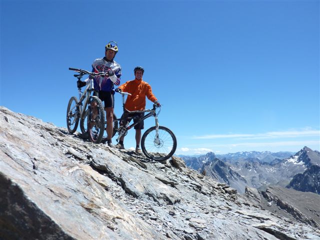 #1 Tête de la Fréma : Pas chaud la haut avec le vent! Tête de la Fréma : Pas chaud la haut avec le vent!