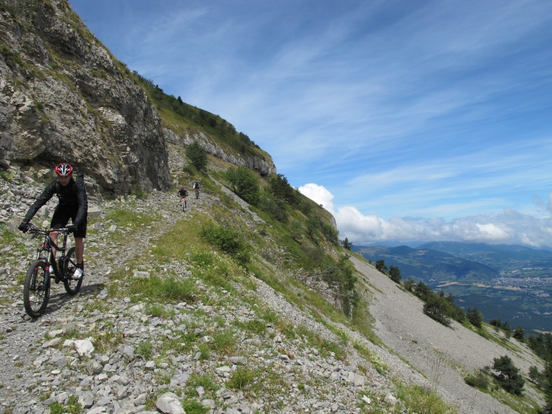 dans le bonnet : Après c'est la piste,