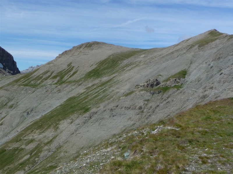 #37 Mont Bellino : Monte Bellino, ça roule juste dessous pour y arriver. Mont Bellino : Monte Bellino, ça roule juste dessous pour y arriver.