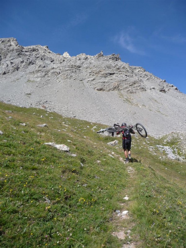 Col du Tronchet : Le dernier portage sous Tronchet !