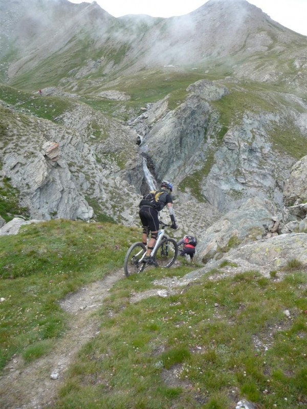 Mont de Salsa : Descente sur Bellino, plongeante !