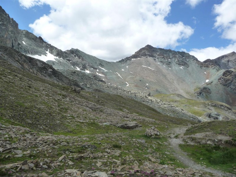 #8 Col de La Noire : Le col de la Noire vu du refuge. Col de La Noire : Le col de la Noire vu du refuge.