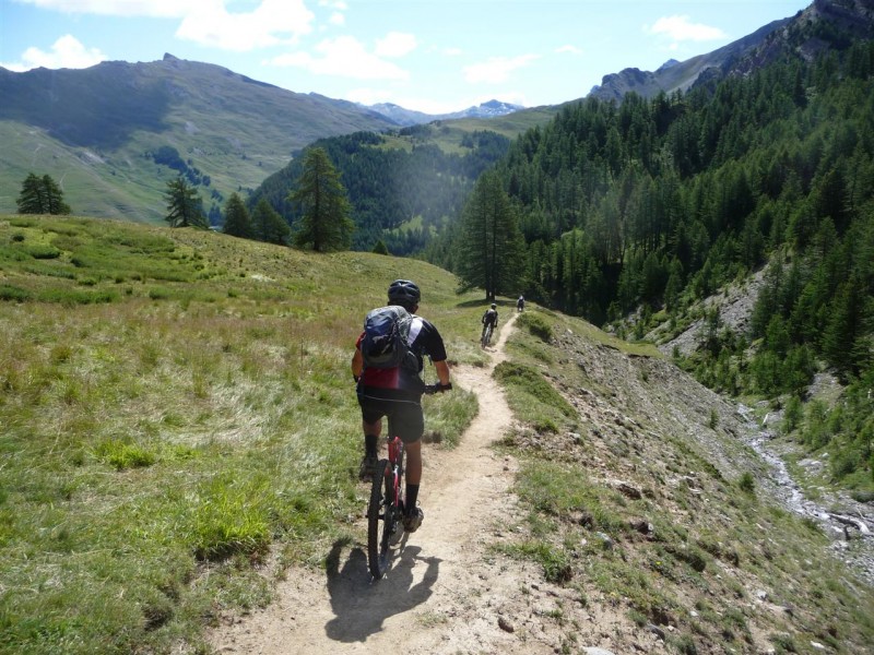 Col des Estronques : Un régal cette descente sur St Véran !