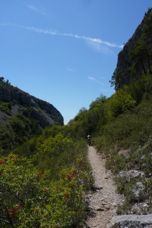 #4 Sous les falaises : Rester concentré Sous les falaises : Rester concentré