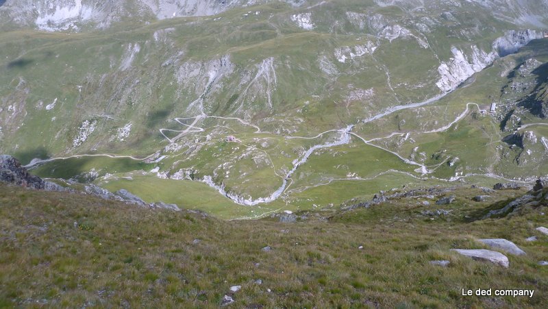 #8 Fond de vallée de Rhêmes : Pistes, sentiers, Dora de Rhêmes. Tout mène au Ref. Benevolo Fond de vallée de Rhêmes : Pistes, sentiers, Dora de Rhêmes. Tout mène au Ref. Benevolo