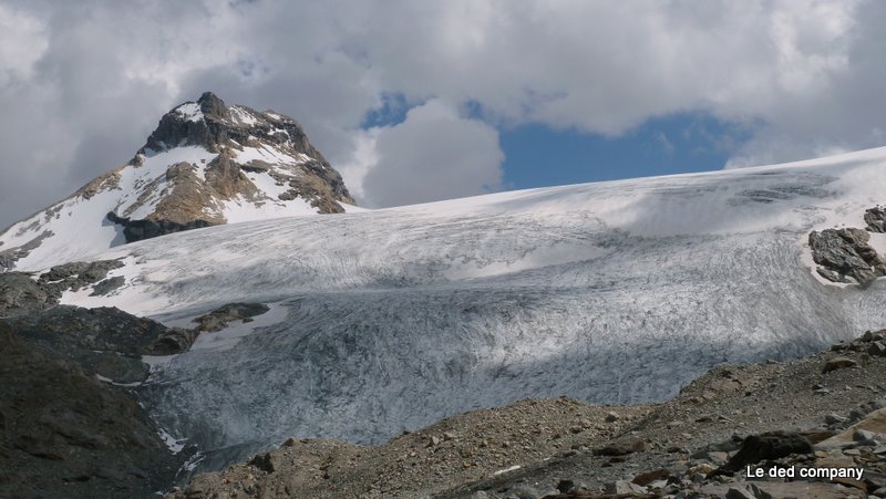#7 Glacier de la Goletta : Que ce soit le pic de la Goletta ou son glacier, le paysage imposant est grandiose! Glacier de la Goletta : Que ce soit le pic de la Goletta ou son glacier, le paysage imposant est grandiose!