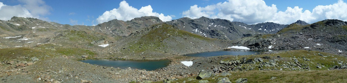 #1 depuis Lacs de la Madeleine : de G à D : Roche du Chardonnet - Col des Muandes - Rochers de l depuis Lacs de la Madeleine : de G à D : Roche du Chardonnet - Col des Muandes - Rochers de l'Aigle - Rocher de la Grande Tempête (derrière le pointu) - Crête des Muandes