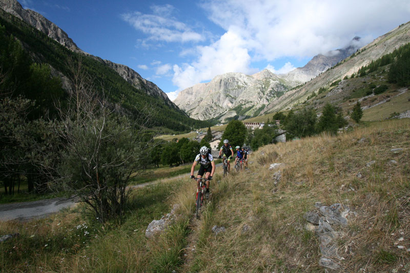 #9 Maljasset : Quelle vallée mythique. Départ pour bien du portage Maljasset : Quelle vallée mythique. Départ pour bien du portage