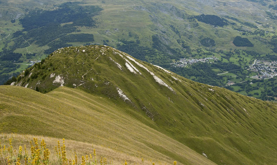 #6 Pointe du daillet : Le sentier parcourant l Pointe du daillet : Le sentier parcourant l'arête S du Daillet