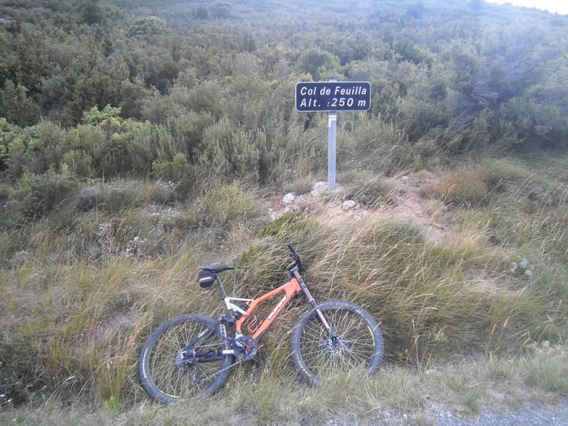 Col de Feuilla : C'est écrit