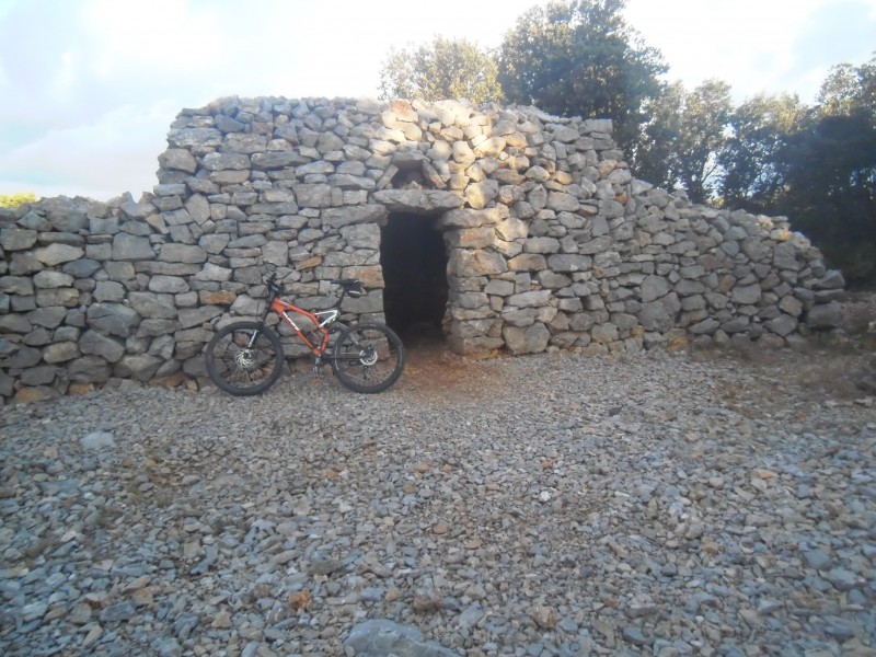 #1 Capitelle : Un hébergement plutôt rustique Capitelle : Un hébergement plutôt rustique