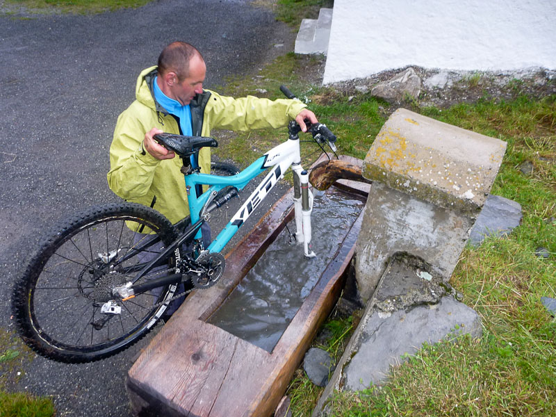 Chapelle Ste Anne : Lavage de rigueur... pas de photos de la descente, c'était trop bon pour s'arrêter !!!