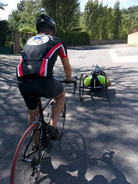 #1 à la force des bras! : ça monte quand même à presque 10km/h... à la force des bras! : ça monte quand même à presque 10km/h...