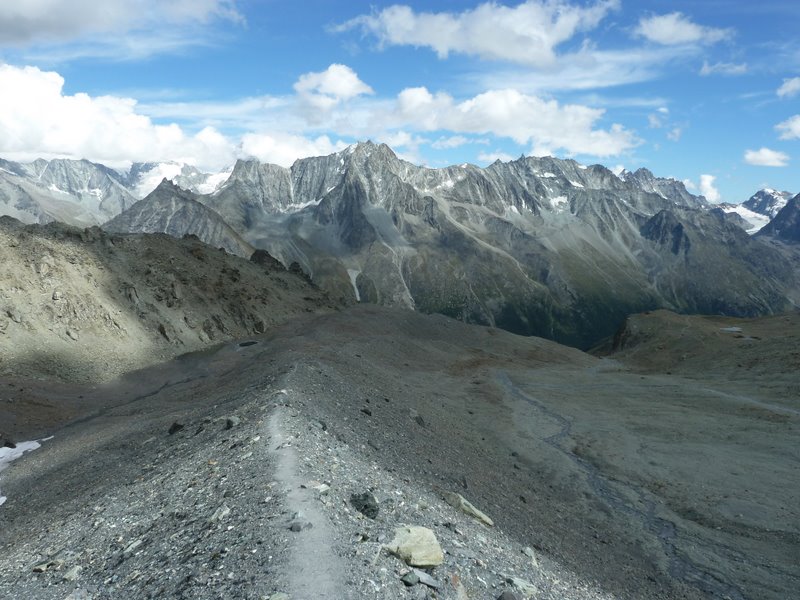 Pte de Vouasson : Descente de moraine très roulante