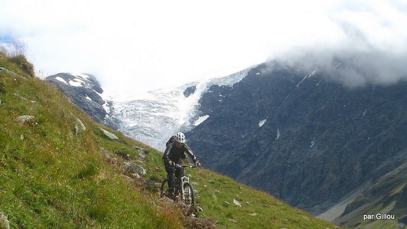 #5 Le ded : Sur fond de glacier Le ded : Sur fond de glacier