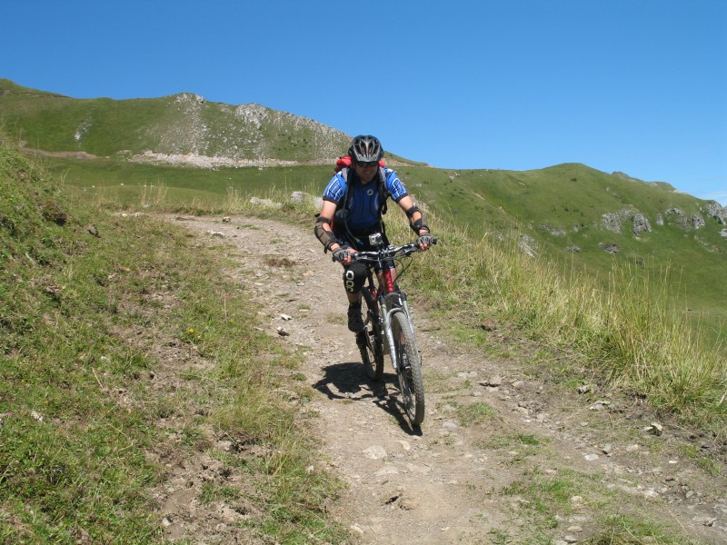 #5 Col de Cou : Shef descend vers Chaux Palin Col de Cou : Shef descend vers Chaux Palin